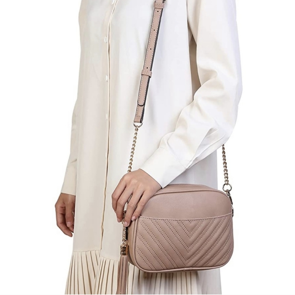 Beige and Gold Quilted Crossbody Purse